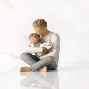 NEW IN BOX Willow Tree Little One figurine